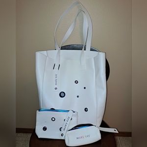 Mary Kay White 3 pc Tote Bag set